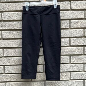 Ivivva Black Cropped Leggings Sz 10